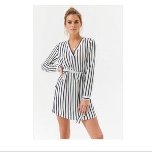 Forever21 striped dress Small